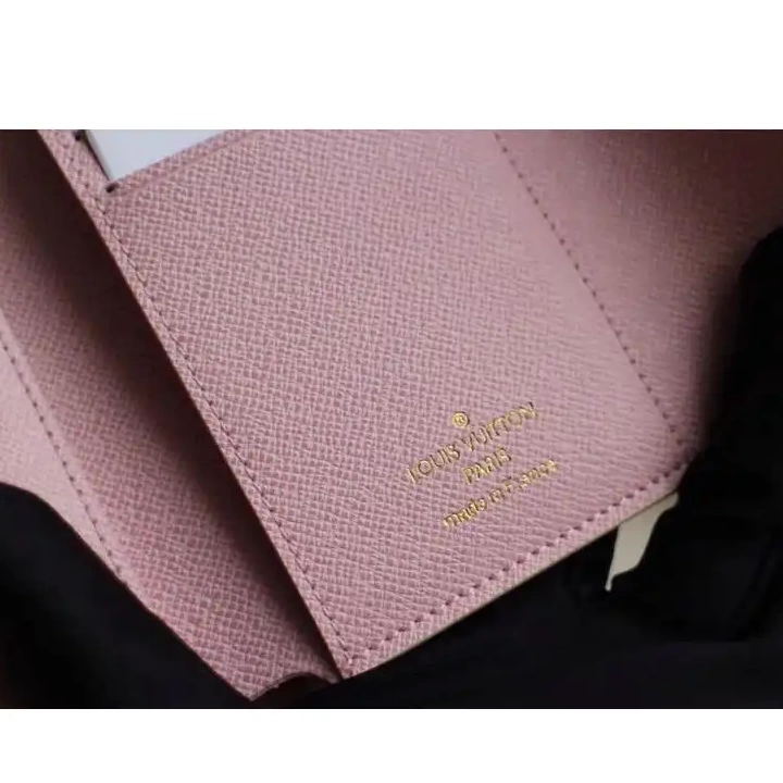 19T1L0473 LV Bags 0808